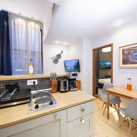 Athenaeum Spacious& Cozy 1Br Prime Location W Balcony Bucureşti Ngoại thất bức ảnh